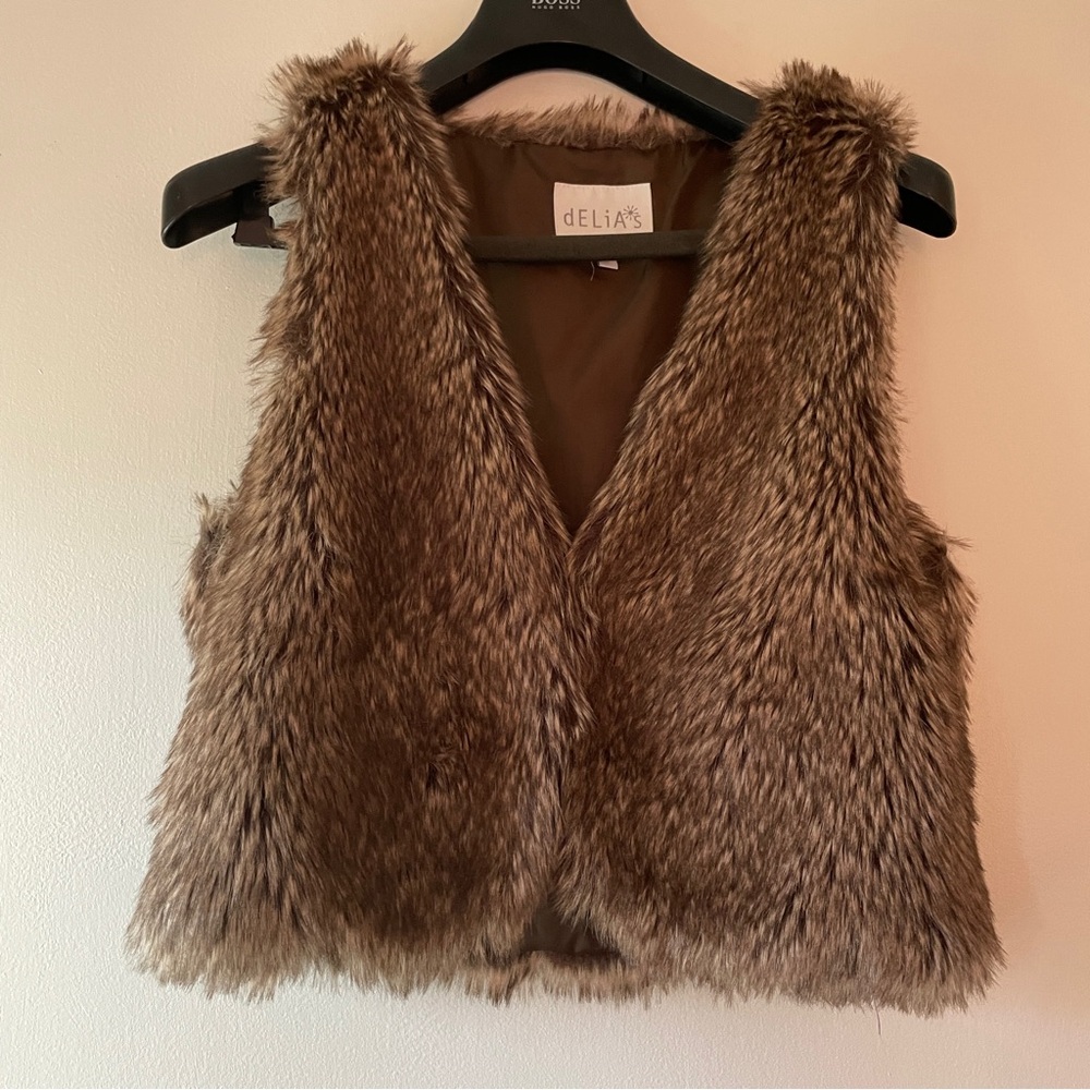 dELiA*s Vintage Fuzzy Brown Faux Fur Vest - Size Large